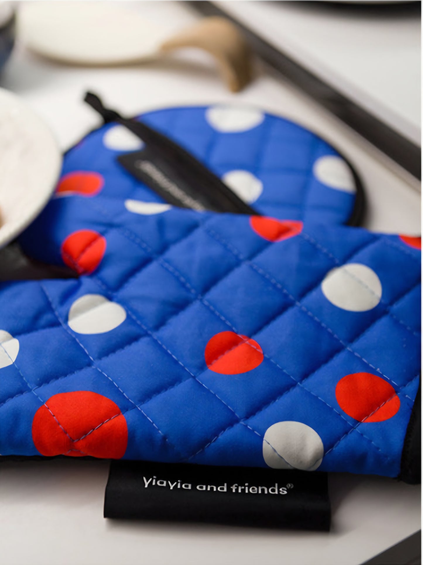Hello oven mitts