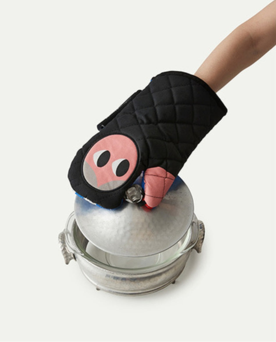 Hello oven mitts