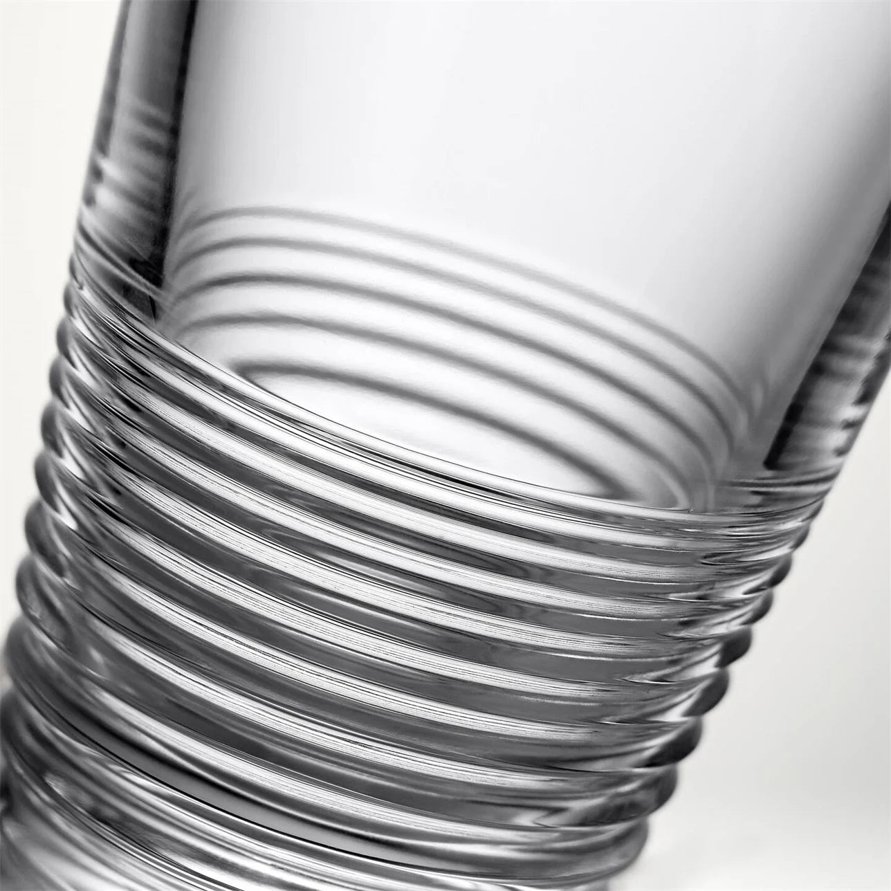 Mixology Circon Cocktail Shaker, 24oz