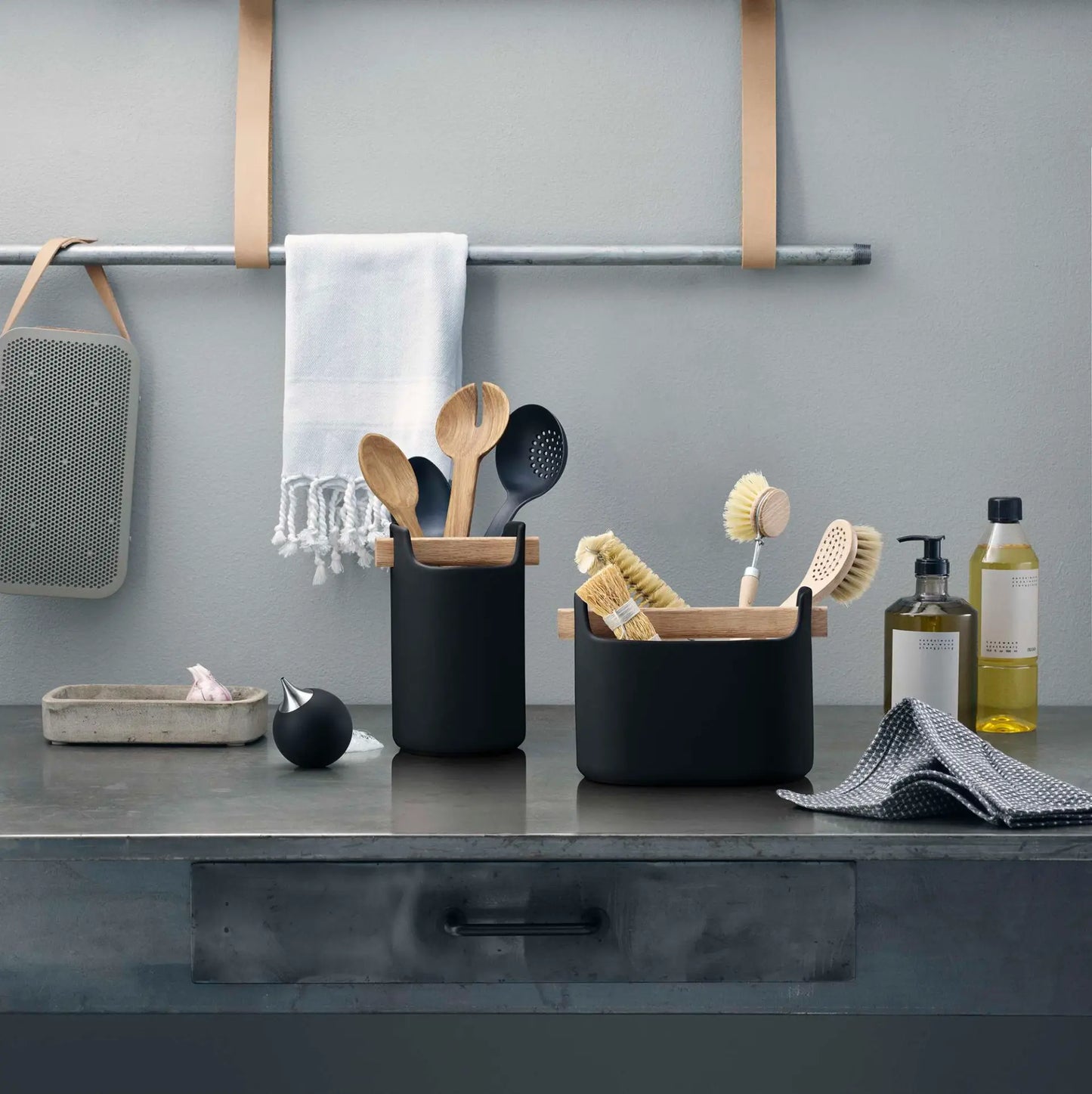 Toolbox - 15 cm/Black